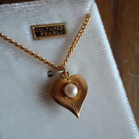 "RARE" Culured Pearl Necklace - Picture 2 of 16